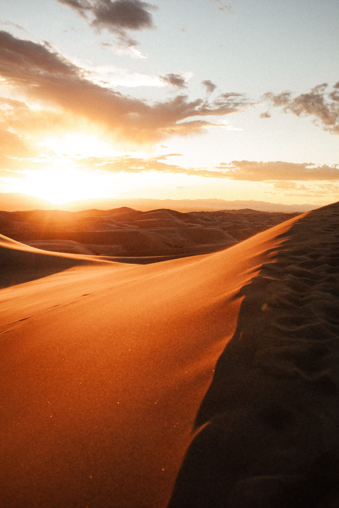 Sand dune curves
