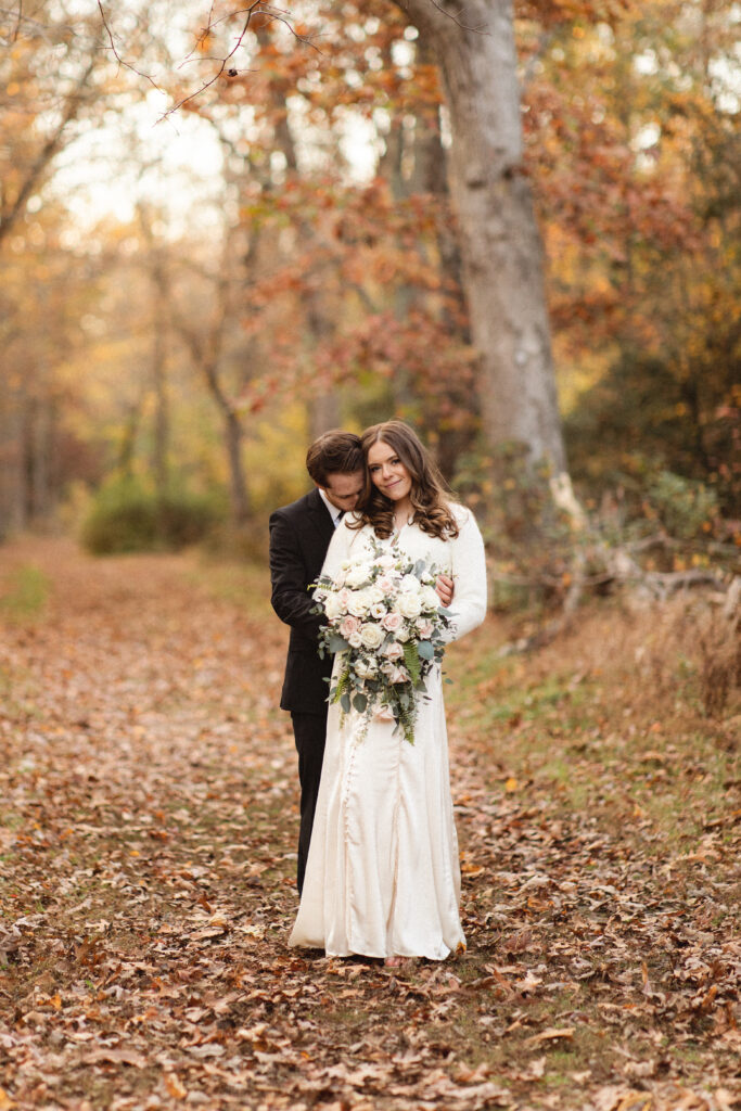 Autumn elopement at Allaire State Park