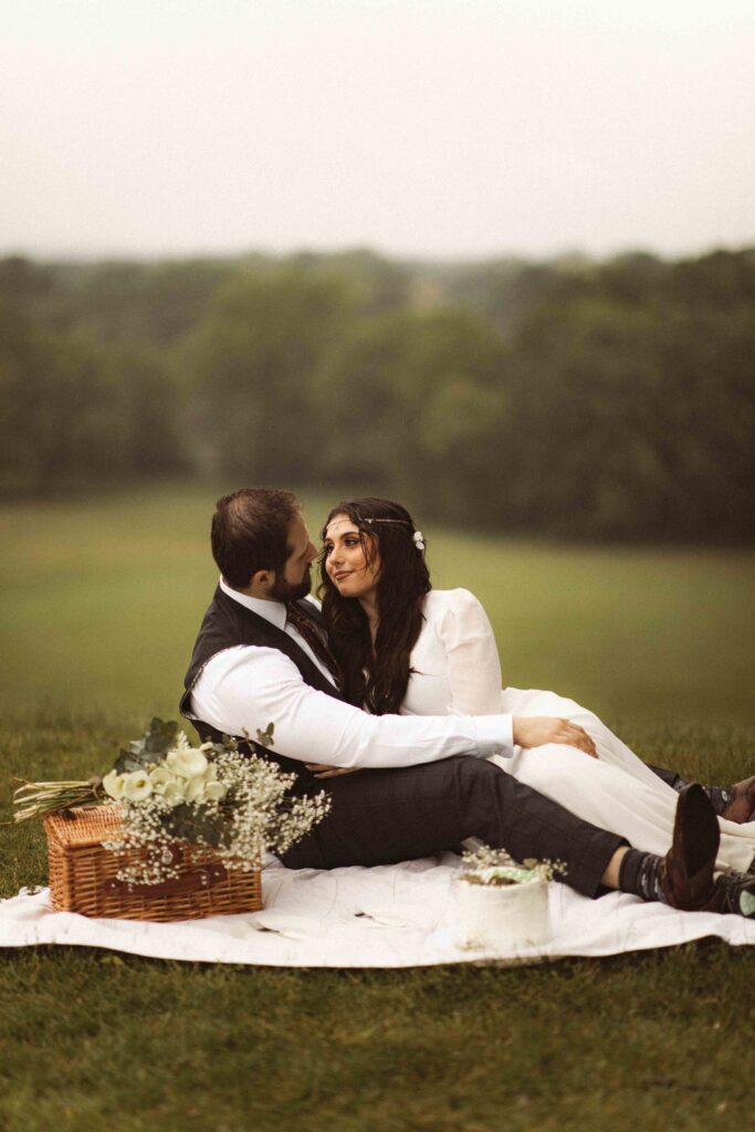 Adventure elopement at Thompson Park in nature with a picnic