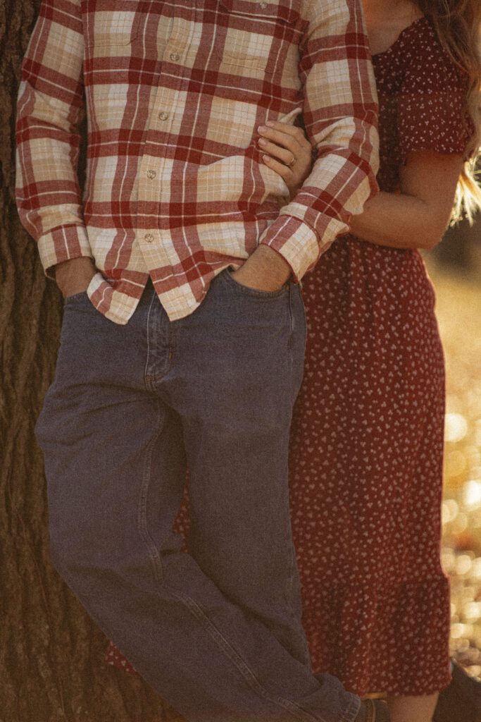 Vintage Autumn Engagement Session at Thompson Park, NJ close up on outfits